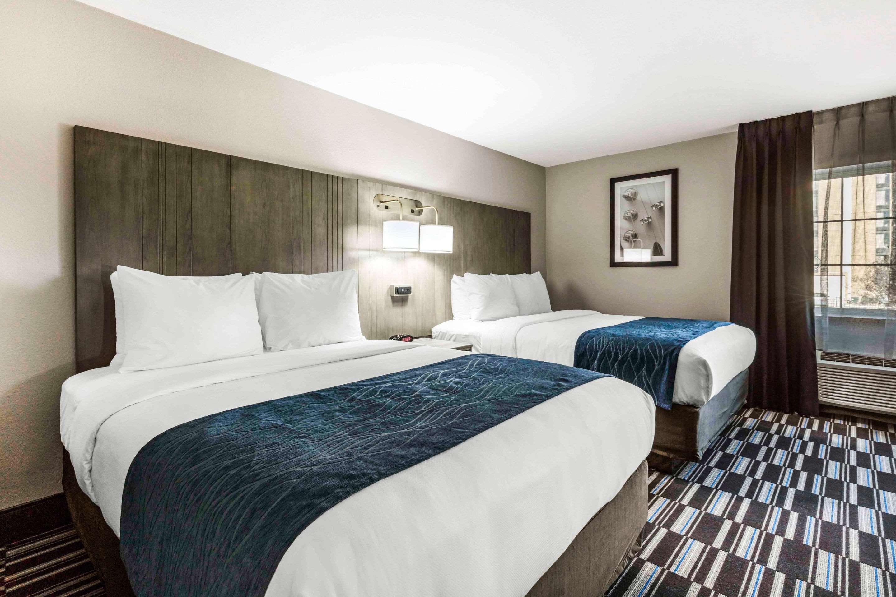 Comfort Airport 3* Memphis